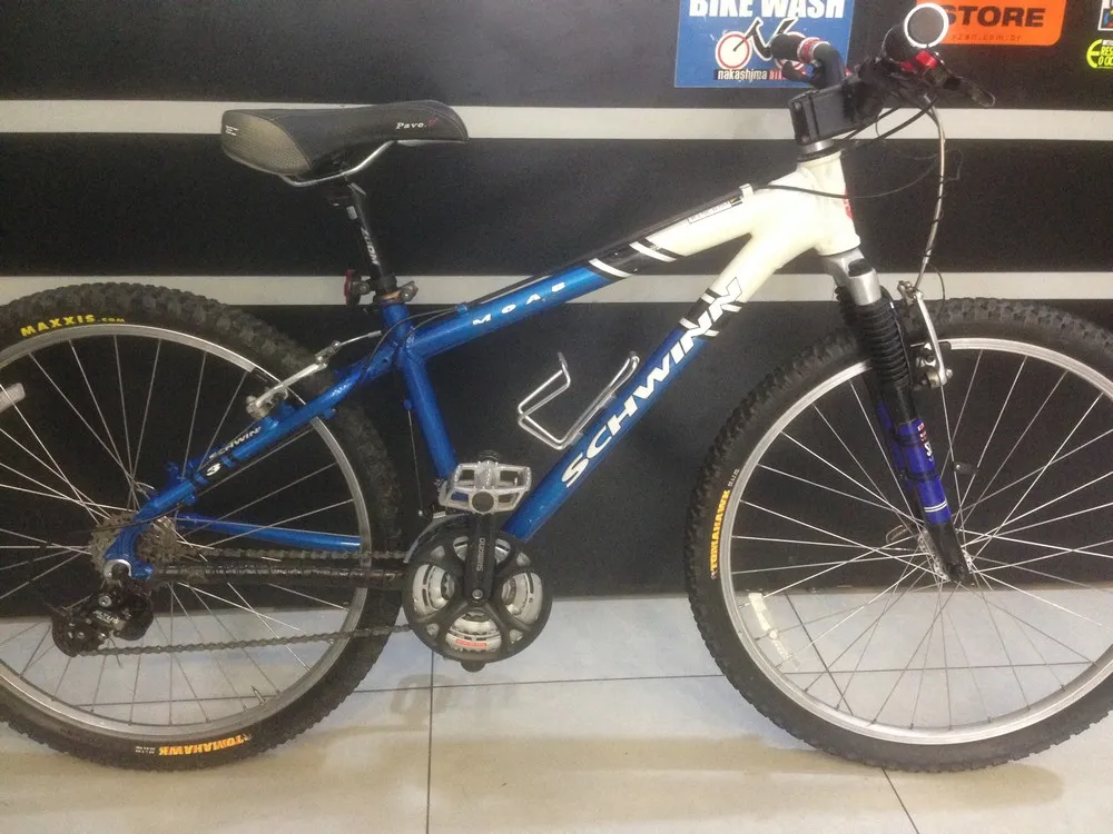 (SEMI NOVO) BICICLETA ARO 26 ALUM SCHWIN MOAB 21VEL TAM 15