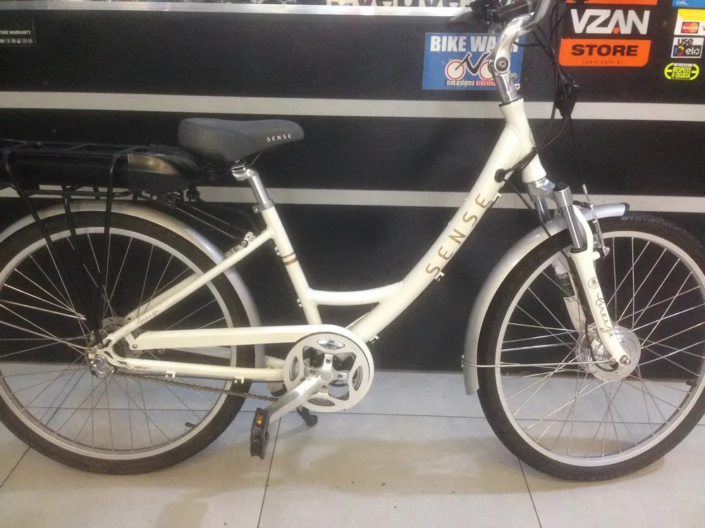 (SEMI NOVA) BICICLETA ARO 26 ALUM SENSE ELETRICA BRANCA FEM 