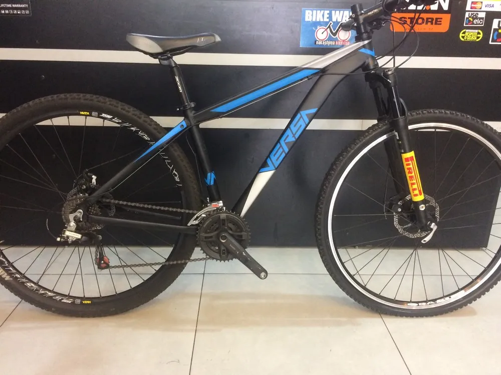 KIT DE BICICLETA ARO 29 ALUM VERSA PRETO/AZUL TAM 16.5