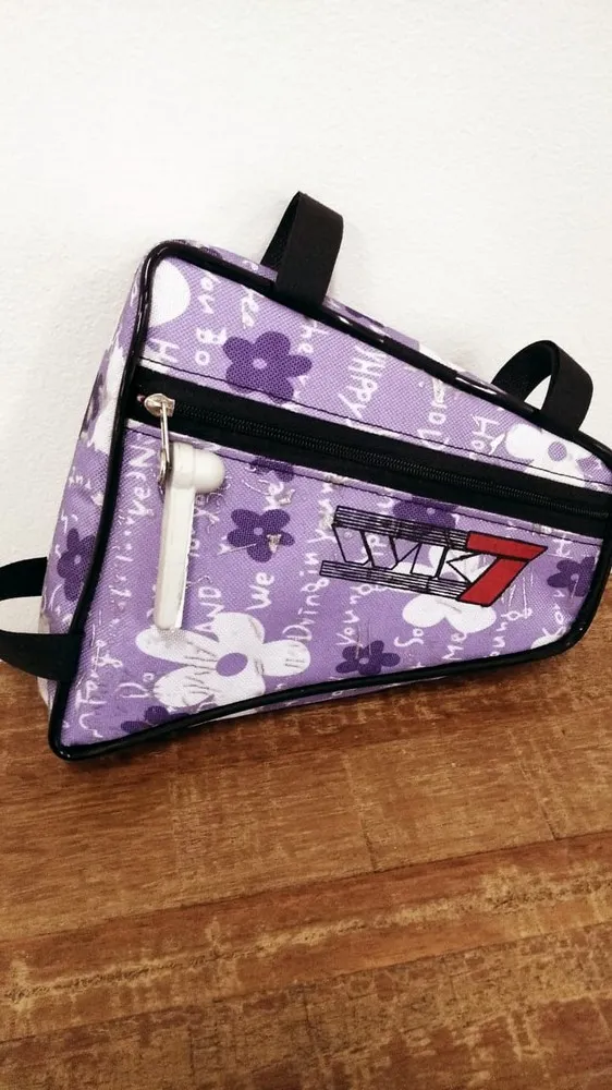 BOLSA DO MEIO DO QUADRO LILAS WK7