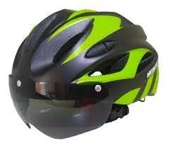 CAPACETE VICINITECH C/OCULOS PRETO/VERDE