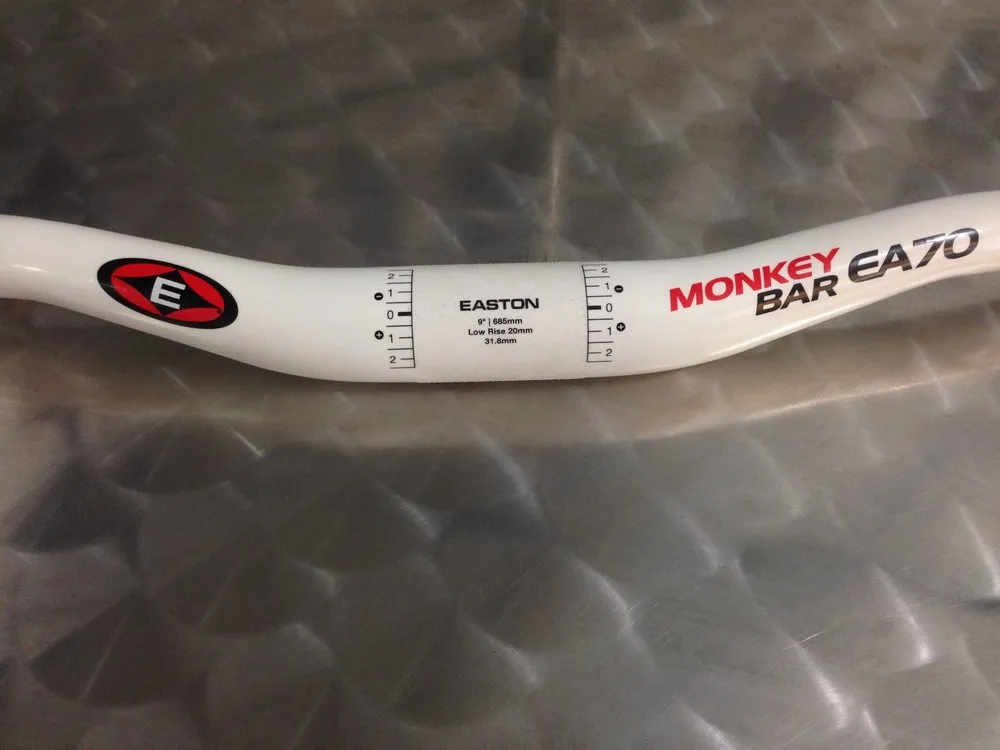 (SEMI NOVO) GUIDÃO ALUM.: EASTON EA70 MONKEY BAR (31.8) (685MM) (BRANCO) (LOW RISER)