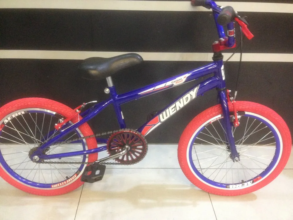 KIT DE BICICLETA ARO 20 MARCHETTI FREESTYLE (AZUL/VERMELHO)