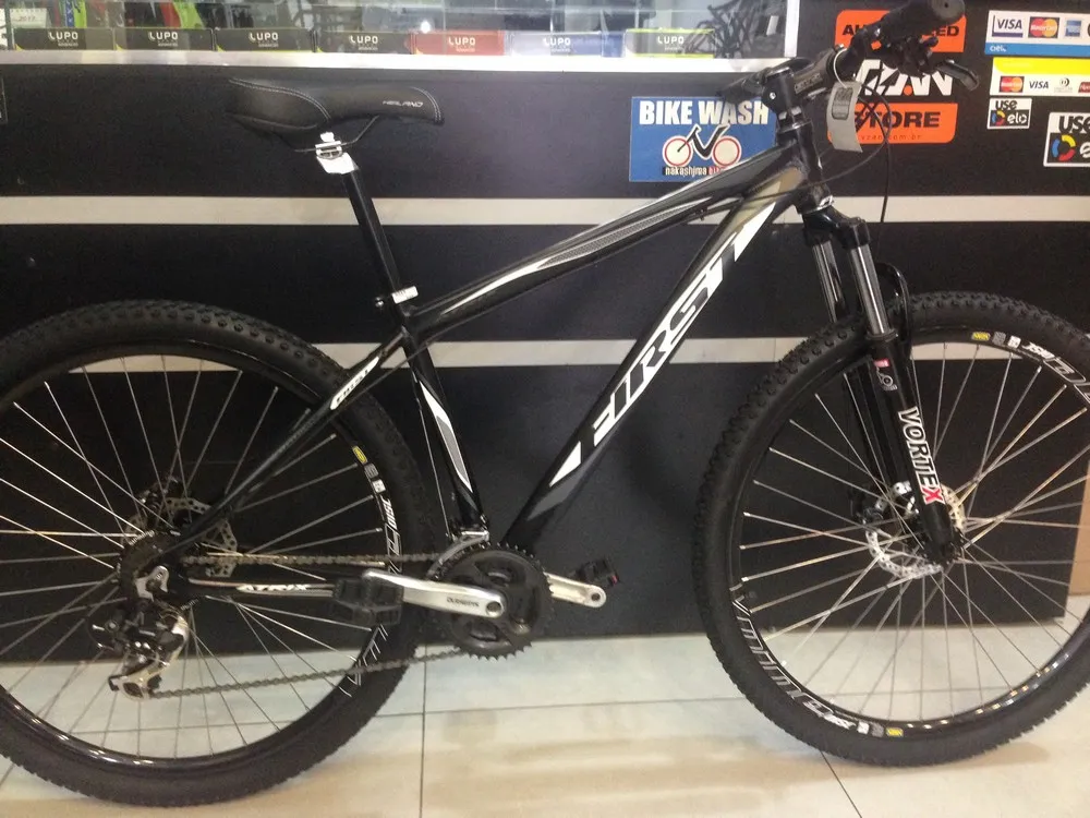 BICICLETA ARO 29 ALUM KIT FIRST ATRIX 24 VEL TAM 17.5