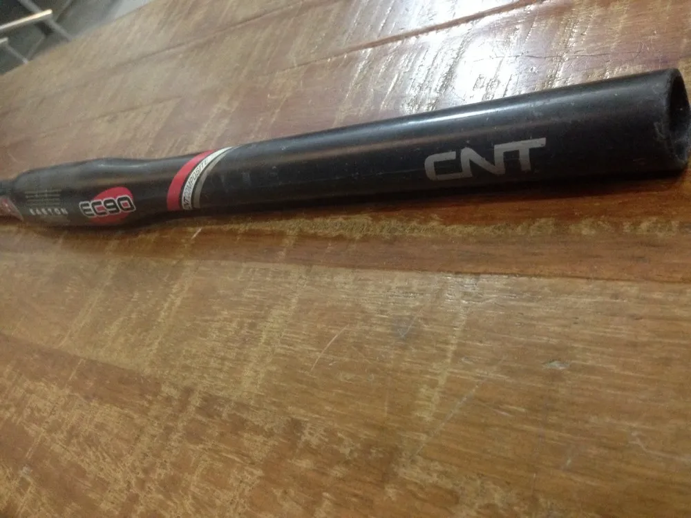 (SEMI NOVO) GUIDÃO RETO EASTON CARBON EC90 560MM