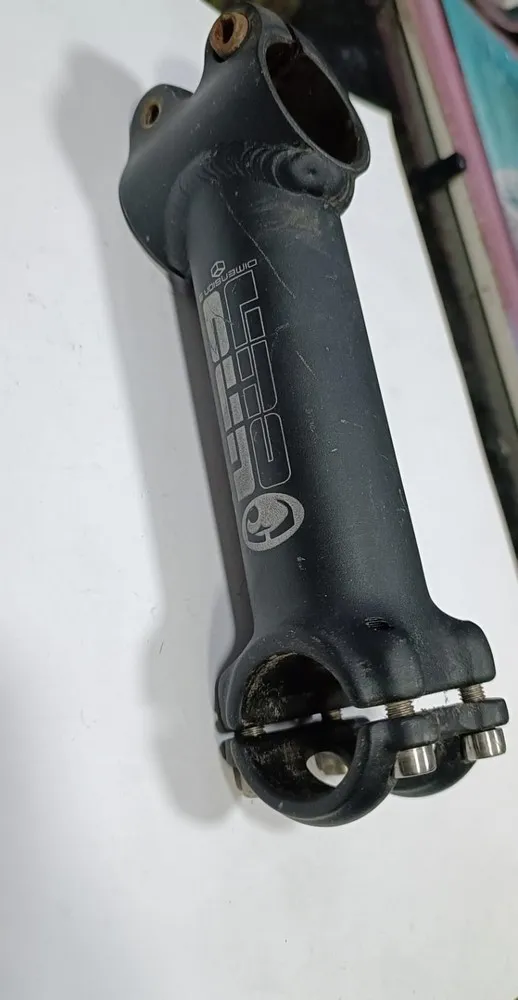 (SEMI NOVA) SUPORTE DE GUIDÃO UNO115MM 25.4 